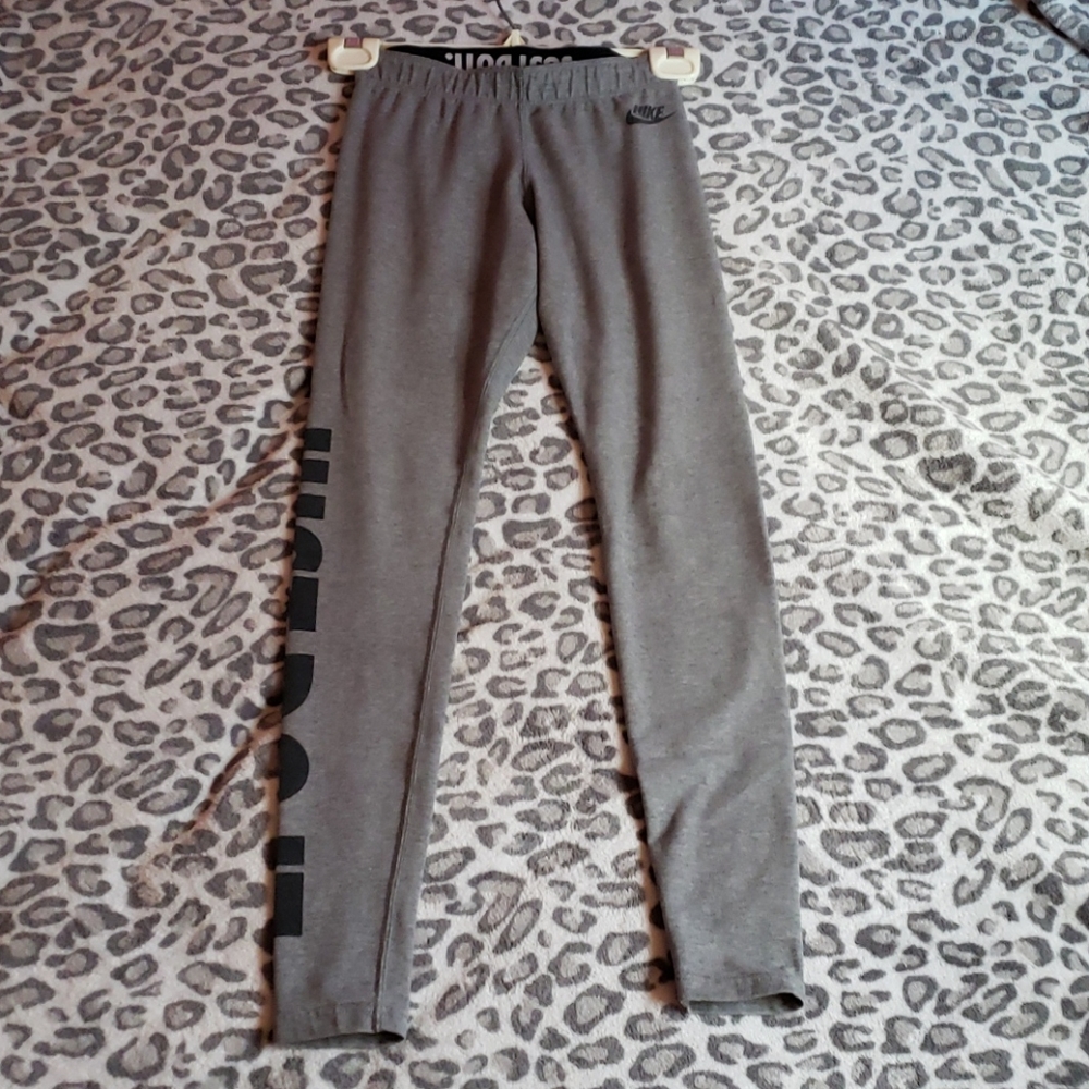 Nike leggings